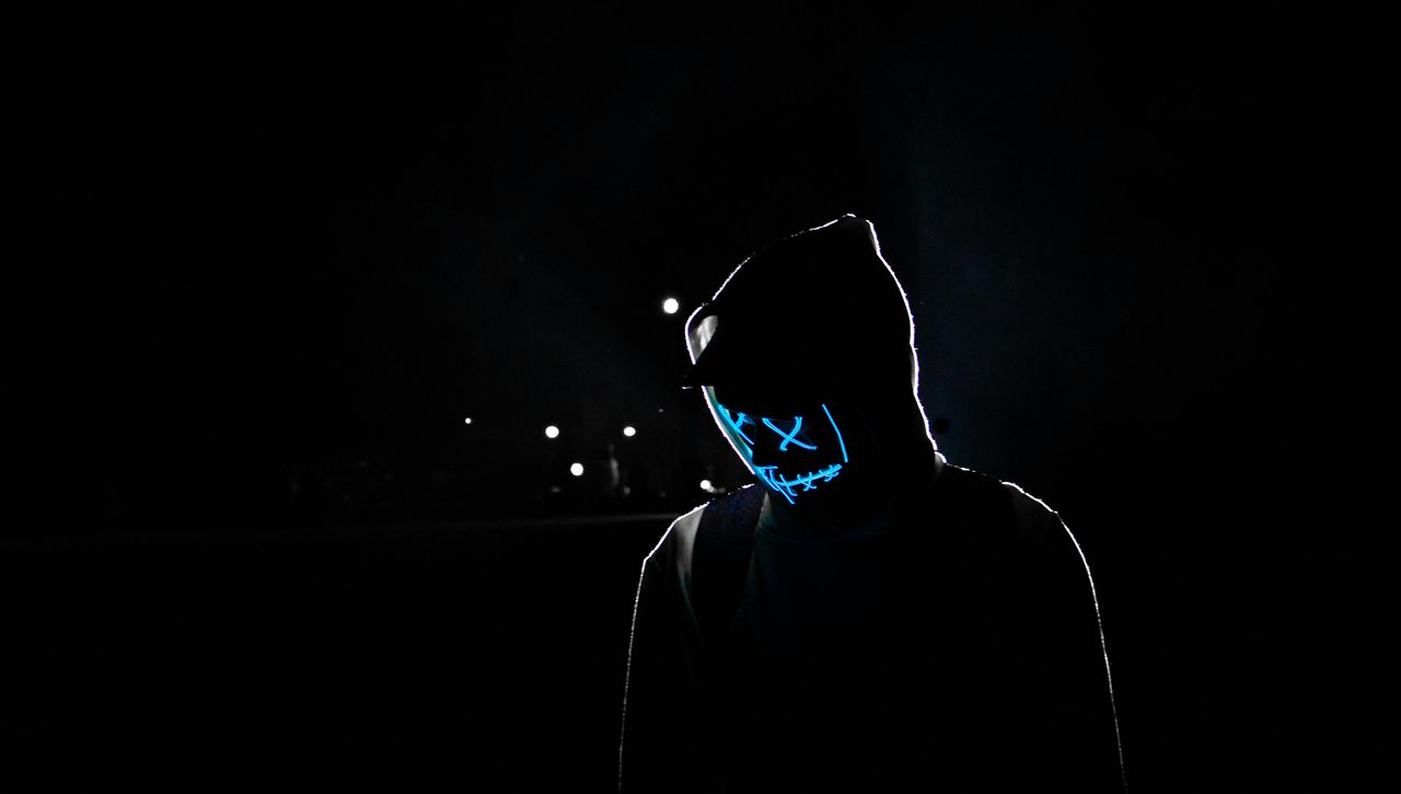 HDR 动态元数据生成：场景自适应与质检