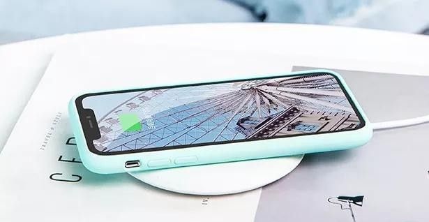 iPhone为什么至今仍保留“静音键”?看完你就清楚了