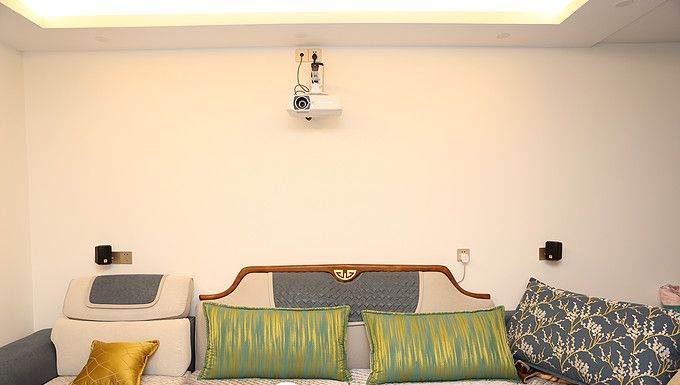 看我一部iPhone的钱组建一套110寸家庭影院