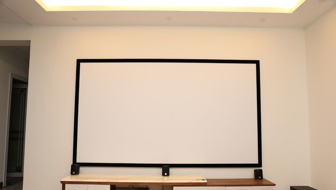 看我一部iPhone的钱组建一套110寸家庭影院