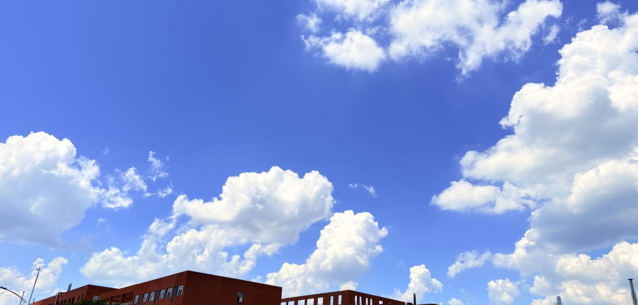 iPhone 16 Pro调色盘完全指南:让每一张照片都成为壁纸级作品