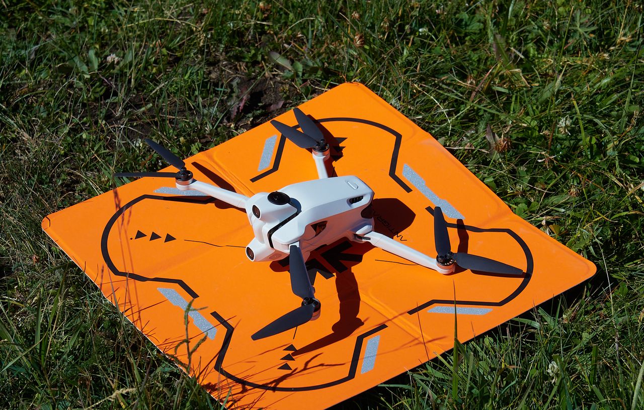 影翎Antigravity A1首发评测:飞行精准,避障灵活,玩法拉满了