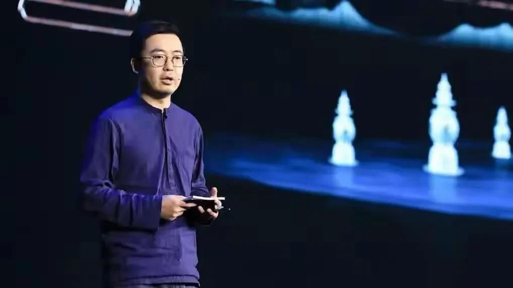 3800亿豪赌AI!阿里股价单日飙升18%,“阿里会变”全面应验