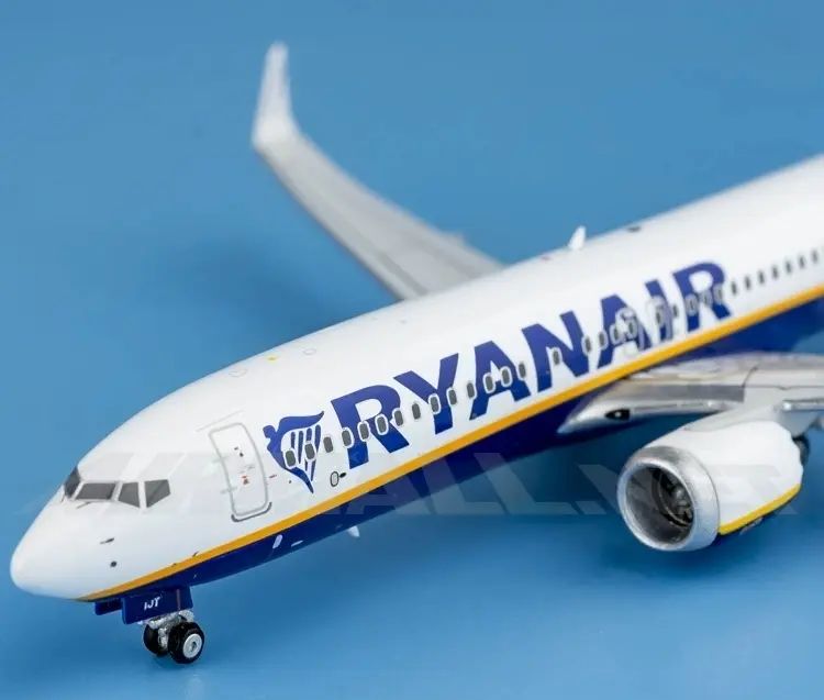 Phoenix 11938 瑞安航空1:400合金 B737 MAX8 EI-IJT  温馨提示：因生产和销售的关系，在下单前请与卖家取得联系，可能会存在暂时库存缺货的现象