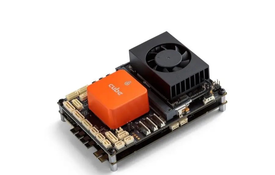 无人机 AI化，抗干扰化的趋势必不可挡!