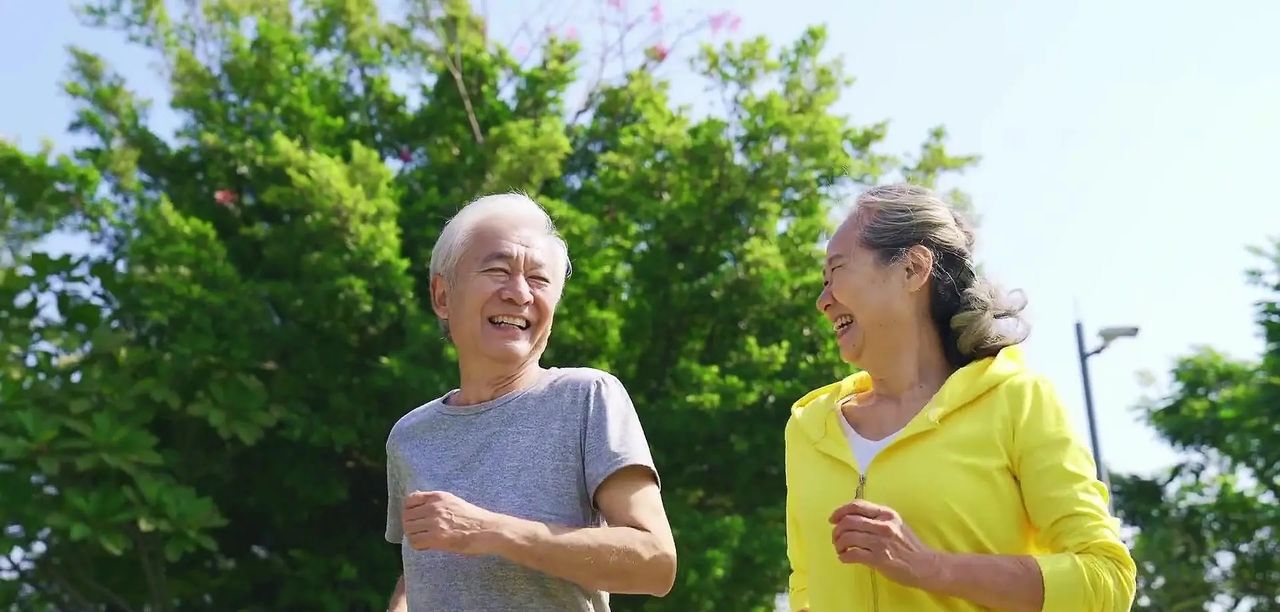 2025年养老金新玩法，用AI定制终身收入，靠谱吗？ 2025年养老金大变革，AI算法能算出你退休后每月领多少钱