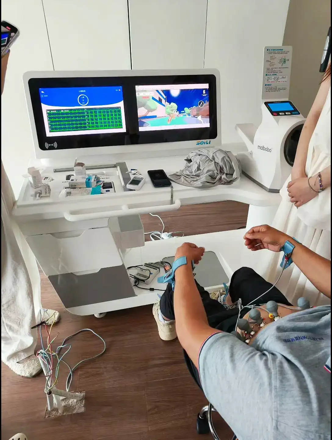 AI健康一体机:职工健康管理好帮手