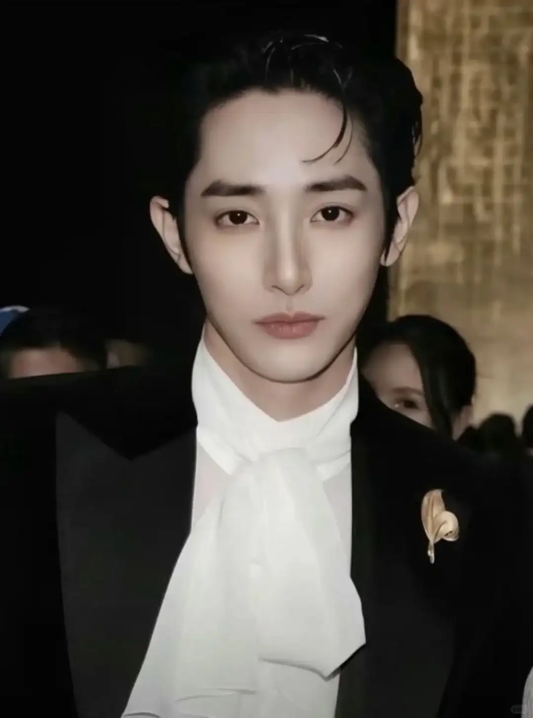 李洙赫 好权威的一张脸（附指令）