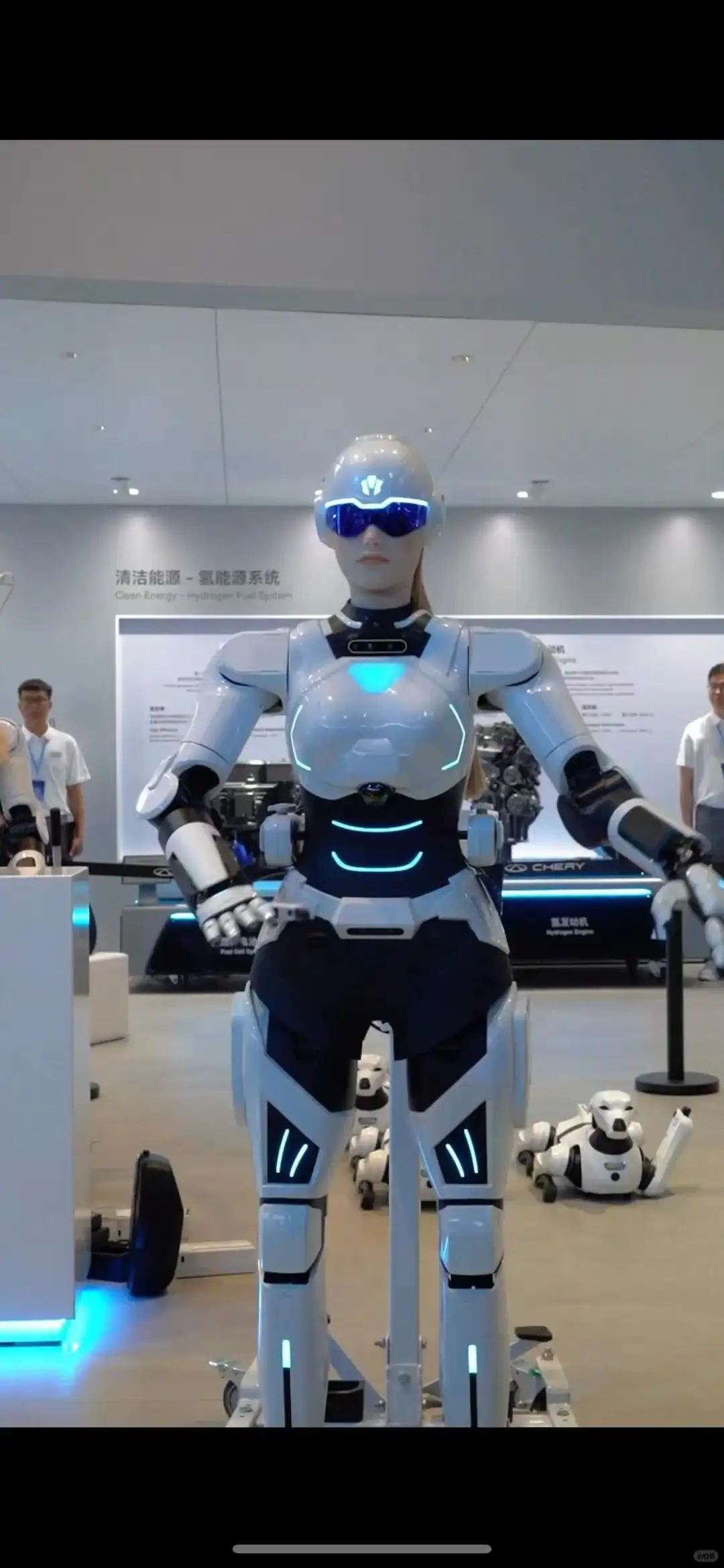 未来已来：探秘墨甲机器人的智能世界