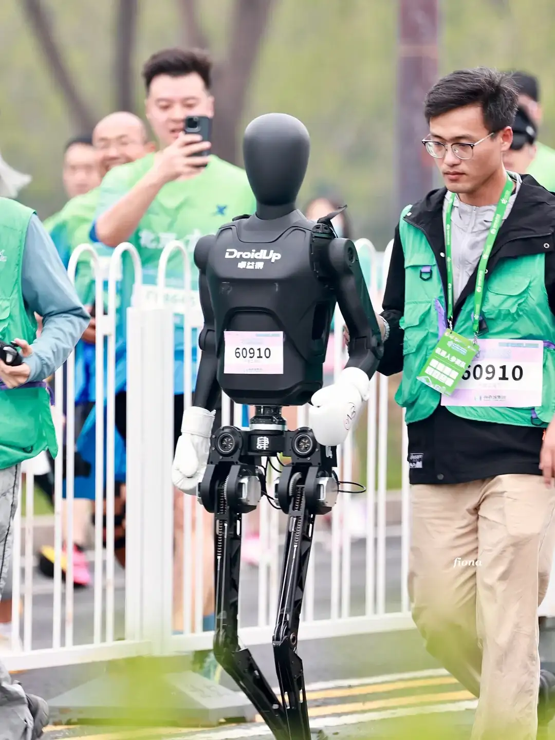 📷｜亦庄机器人半马赛