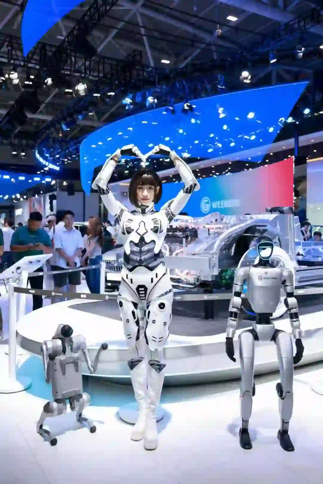 未来已来：探秘墨甲机器人的智能世界