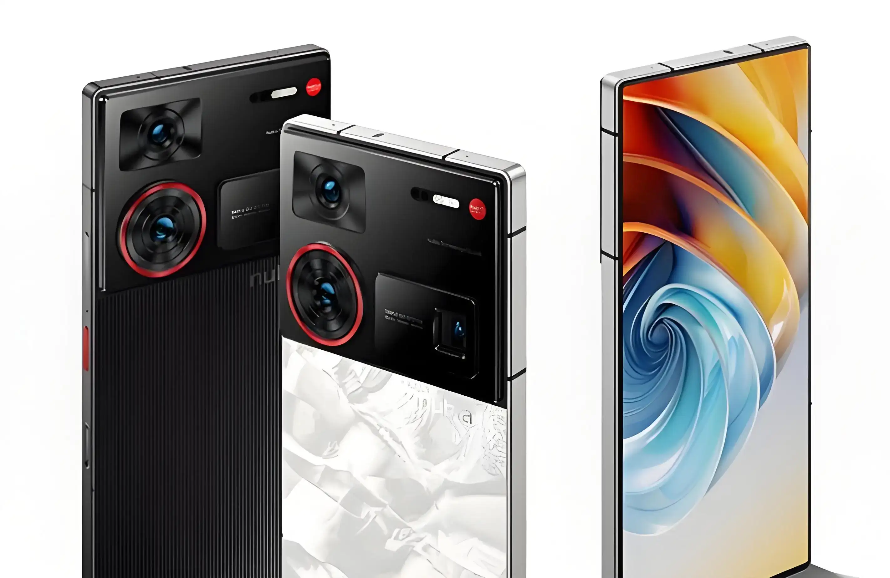 “天翼”AI 手机基于中国电信星辰语义大模型能力，裁剪了一个 3B 的模型，并将该模型内置到高通芯片中，实现端侧 AI 能力，还支持与云侧 AI 协同